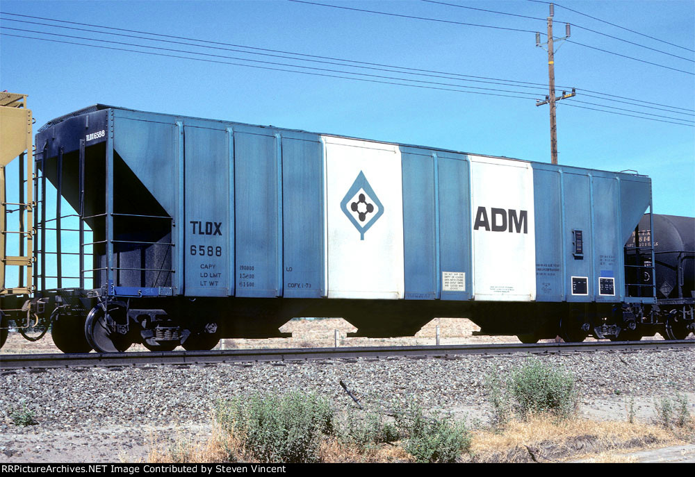 ADM 4427 cf covered hopper TLDX #6588